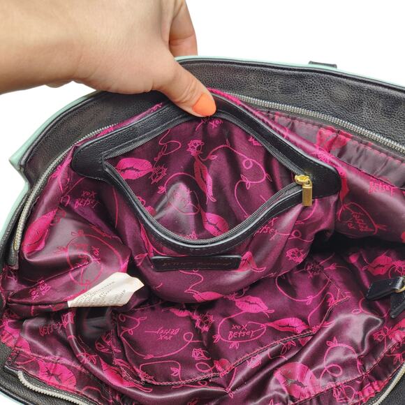 Betsey Johnson Purse Handbag Blue White Quilted Hearts Large Y2k 2000s Black - Picture 7 of 13